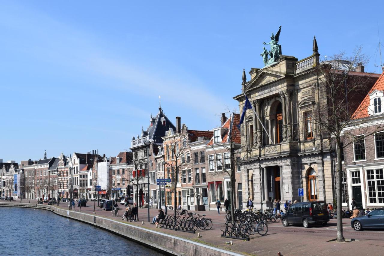 Bed & Breakfast Tegenover De Molen Haarlem Exterior photo